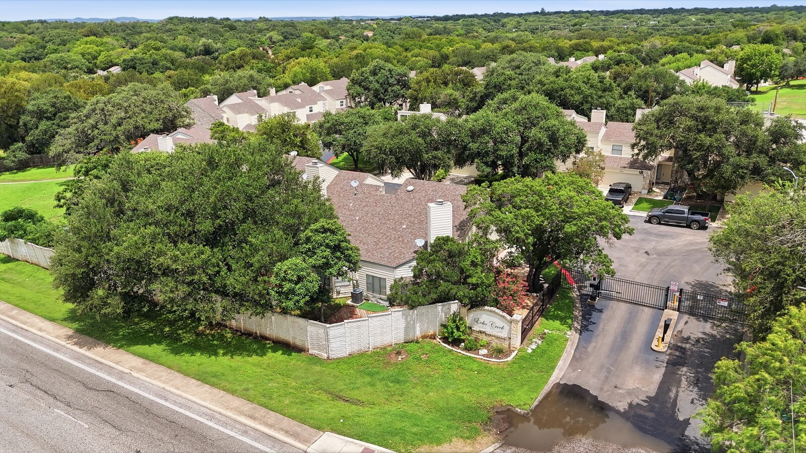 Aerial view of 8515 Echo Creek Lane and the Echo Creek community (photo 8 of 71)